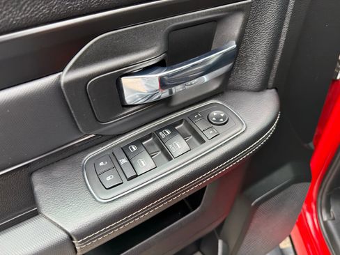 Used 2018 RAM 1500 Rebel w/ Luxury Group image 39