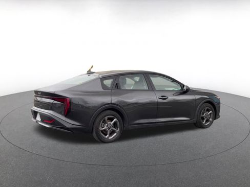 Used 2025 Kia K4 FWD image 15