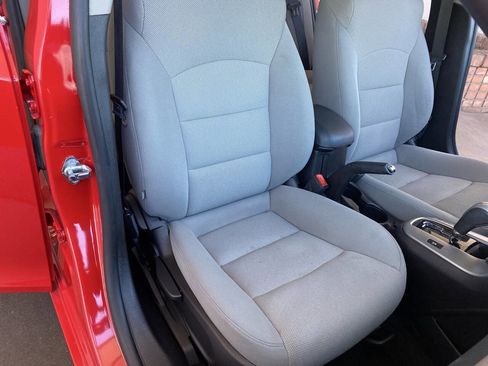 Used 2016 Chevrolet Cruze LT w/ Technology Package image 25