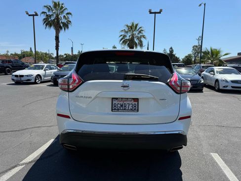 Used 2015 Nissan Murano S w/ Navigation Package AWD/4WD image 4