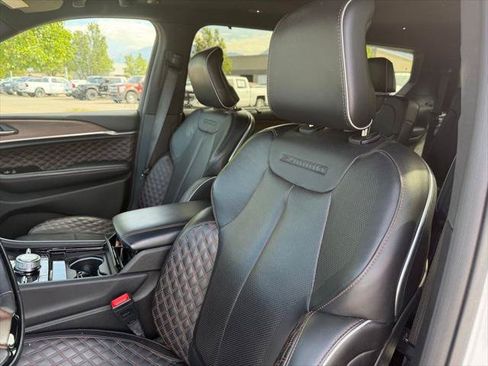 Certified 2021 Jeep Grand Cherokee L Summit w/ Advanced Protech Group IV AWD/4WD image 19