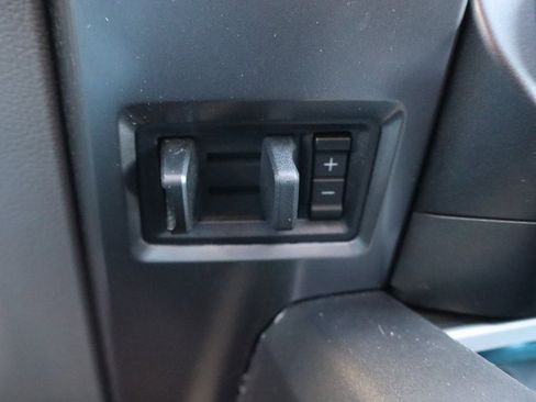 Used 2019 Ford F150 XLT w/ Equipment Group 302A Luxury image 15