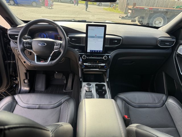 Used 2023 Ford Explorer ST w/ Technology Package AWD/4WD image 21