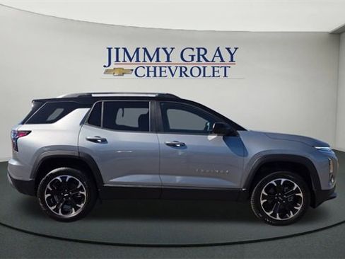 New 2026 Chevrolet Equinox LT w/ Convenience Package II image 2