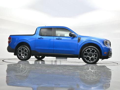 Used 2025 Ford Maverick Lariat AWD/4WD image 46
