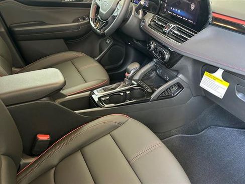 New 2026 Chevrolet TrailBlazer RS w/ Convenience Package FWD image 17
