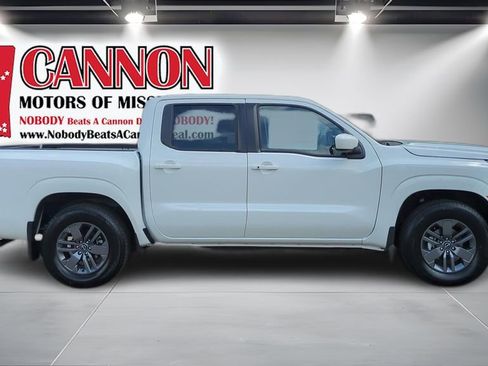 New 2026 Nissan Frontier SV w/ SV Convenience Package RWD image 4