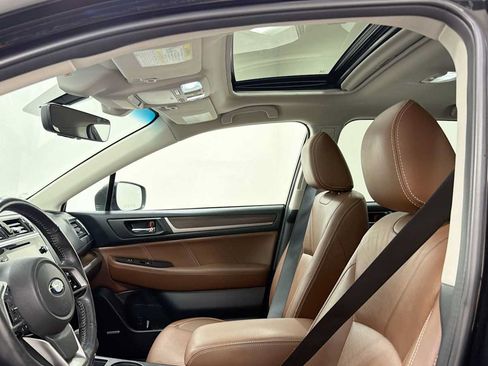 Used 2018 Subaru Outback 2.5i Touring w/ Popular Package #3 AWD/4WD image 24