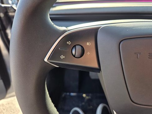 Used 2025 Tesla Model 3 Long Range RWD image 28