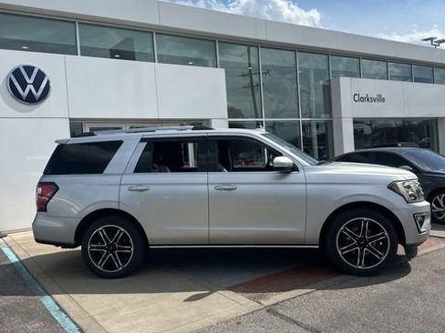 Used 2018 Ford Expedition Limited w/ Equipment Group 302A RWD image 5