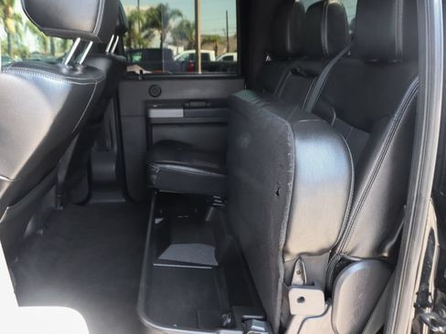 Used 2016 Ford F250 Lariat w/ Lariat Ultimate Package AWD/4WD image 38