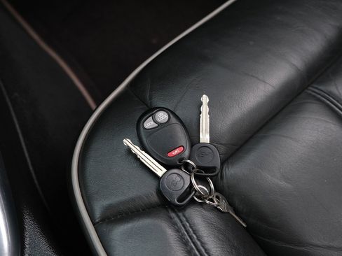 Used 2009 HUMMER H3T Alpha image 35