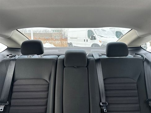 Used 2018 Ford Fusion SE image 36