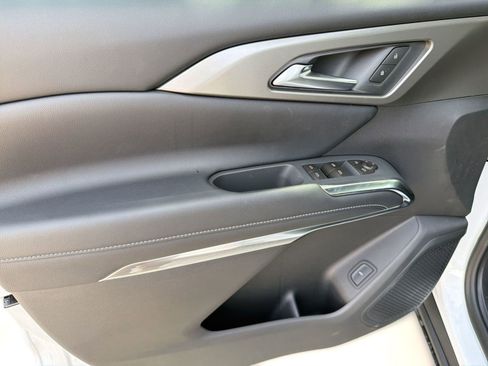New 2026 Chevrolet Traverse LT w/ Midnight/Sport Edition FWD image 13