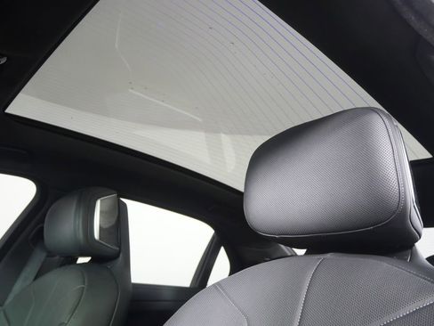 Used 2025 BMW i7 eDrive50 image 12