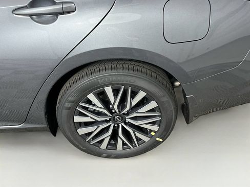 New 2026 Nissan Altima 2.5 SV AWD/4WD image 22