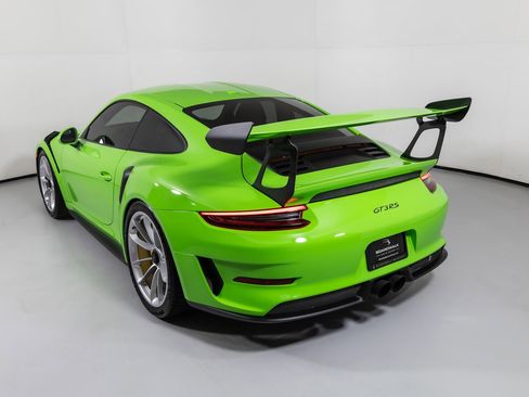 Used 2019 Porsche 911 GT3 RS image 15