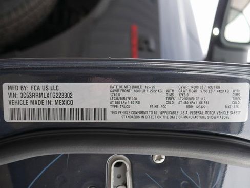 New 2026 RAM 3500 Laramie AWD/4WD image 31