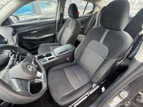 Used 2025 Nissan Sentra SV FWD image 30