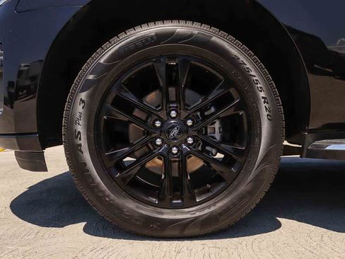 Certified 2023 Ford Expedition Max XLT RWD image 11