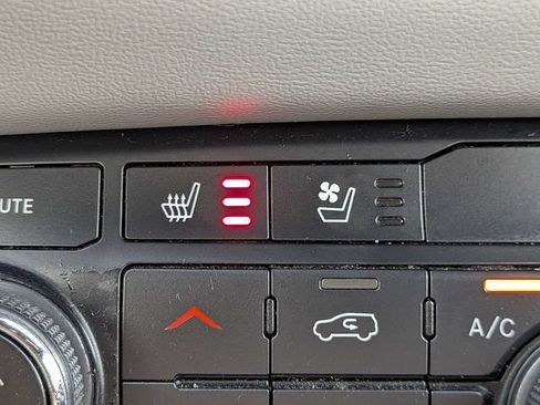 Used 2022 Dodge Durango R/T RWD image 24