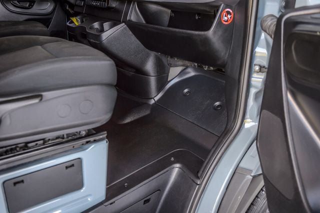 Used 2021 Mercedes-Benz Sprinter 2500 w/ Premium Package image 34