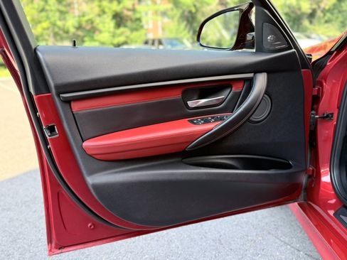 Used 2016 BMW M3 RWD image 7