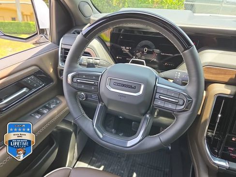 New 2026 GMC Yukon XL Denali Ultimate AWD/4WD image 18