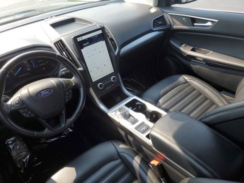 Certified 2022 Ford Edge SEL w/ Convenience Package image 24