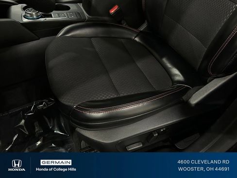 Used 2024 Ford Escape ST-Line AWD/4WD image 18