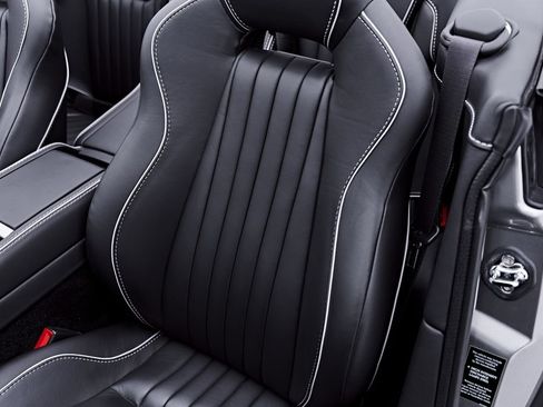 Used 2016 Aston Martin DB9 GT RWD image 60