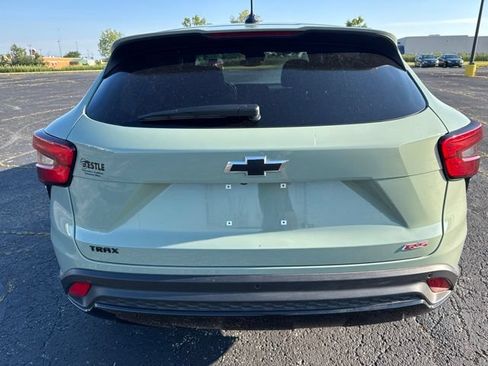 Used 2024 Chevrolet Trax RS w/ Driver Confidence Package FWD image 5