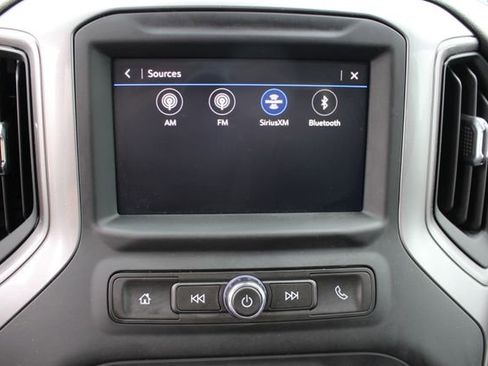 Used 2024 Chevrolet Silverado 2500 Custom w/ Custom Value Package image 17