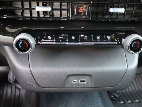 New 2025 Chevrolet Tahoe 4WD image 23