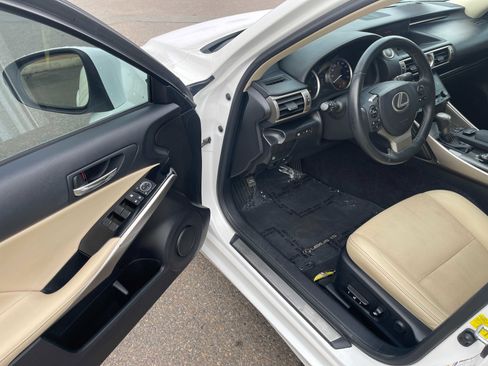 Used 2014 Lexus IS 250 w/ Navigation Package image 16