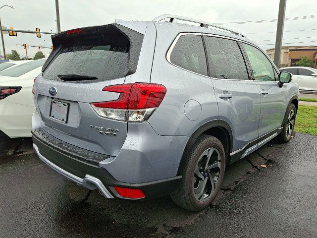 Used 2023 Subaru Forester Touring w/ Popular Package #2 AWD/4WD image 5