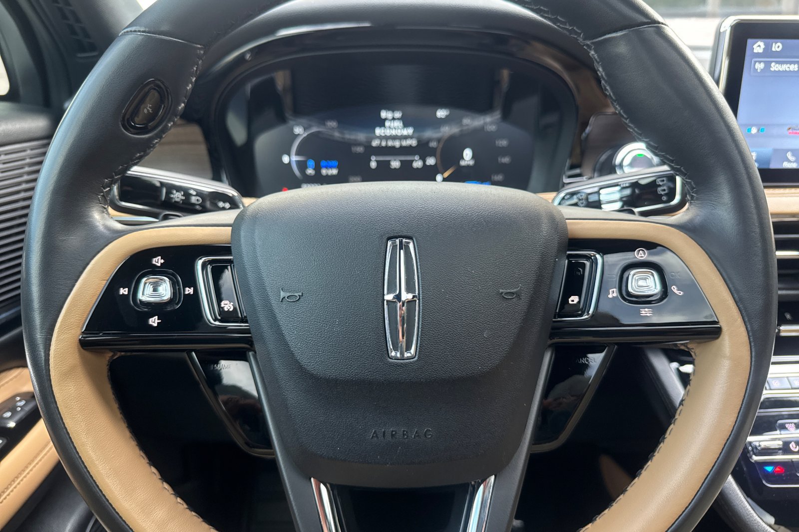 Used 2022 Lincoln Corsair Grand Touring AWD/4WD image 24