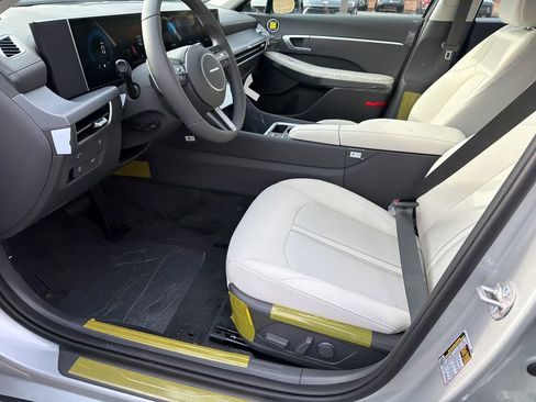 New 2026 Hyundai Sonata SEL FWD image 9