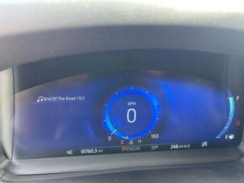 Used 2020 Ford Explorer Platinum w/ Premium Technology Package image 30