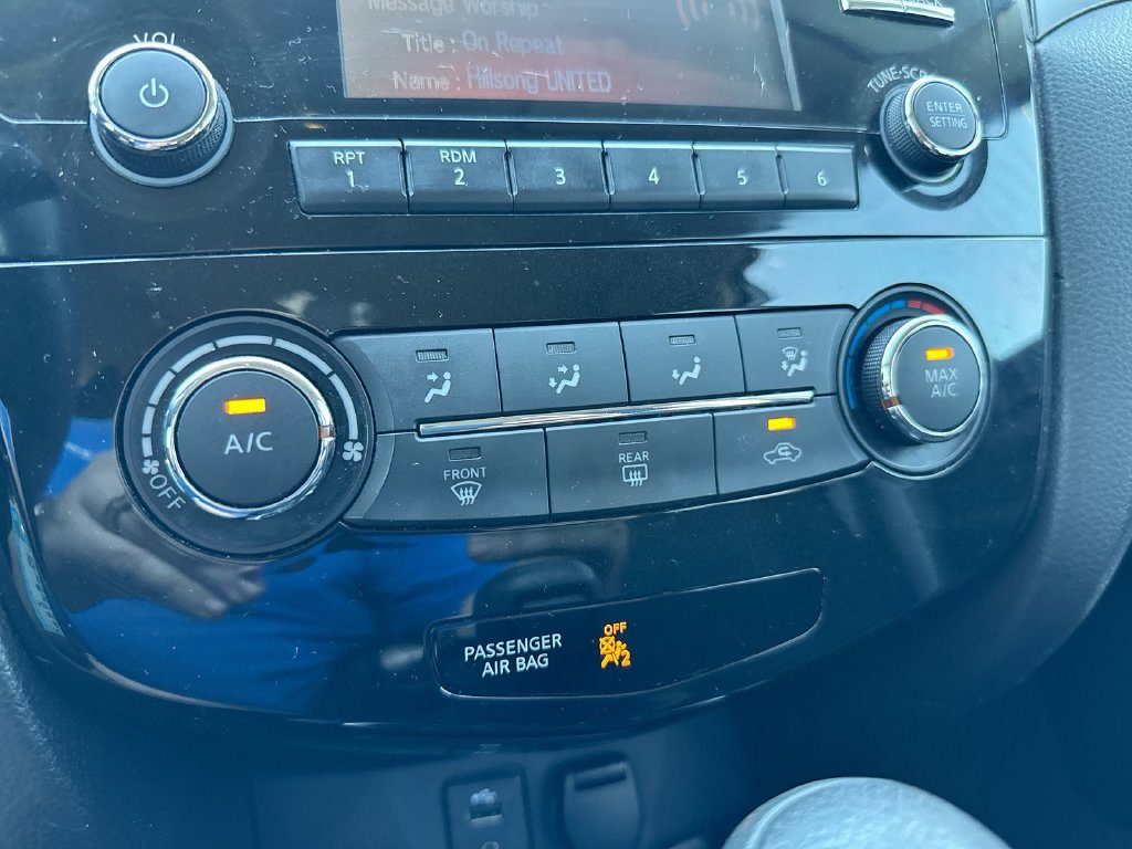 Used 2016 Nissan Rogue S FWD image 15