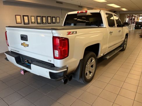 Used 2016 Chevrolet Silverado 1500 LTZ Z71 w/ LTZ Plus Package AWD/4WD image 15