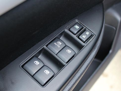 Used 2014 Subaru Outback 2.5i AWD/4WD image 12