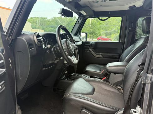 Used 2017 Jeep Wrangler Sport AWD/4WD image 10