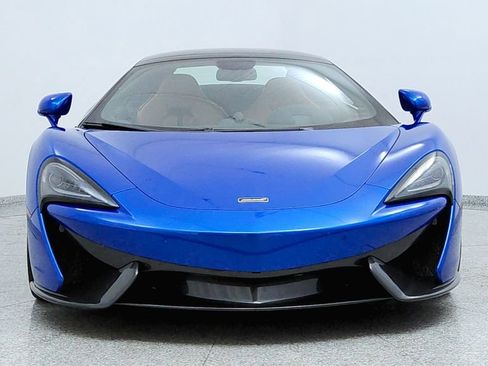 Used 2018 McLaren 570S Spider image 8