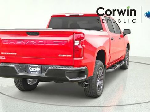 Used 2025 Chevrolet Silverado 1500 Custom Trail Boss w/ Turbomax Blackout Package AWD/4WD image 7