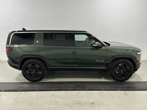 Used 2024 Rivian R1S Adventure AWD/4WD image 6