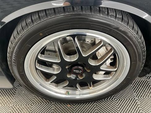 Used 2016 Dodge Challenger SRT Hellcat RWD image 29