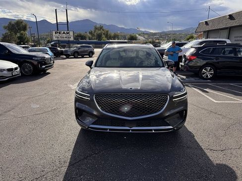 Used 2022 Genesis GV70 2.5T w/ Advanced Package AWD/4WD image 2