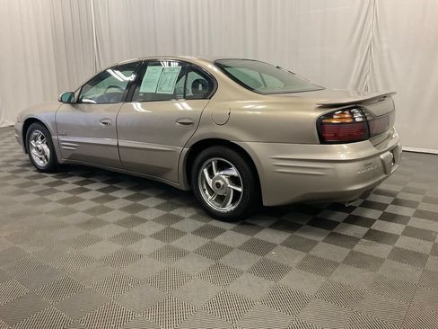 Used 2001 Pontiac Bonneville SLE FWD image 4