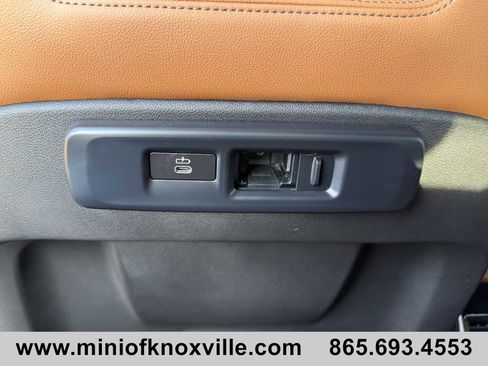 Used 2022 BMW X5 xDrive40i w/ Premium Package image 31